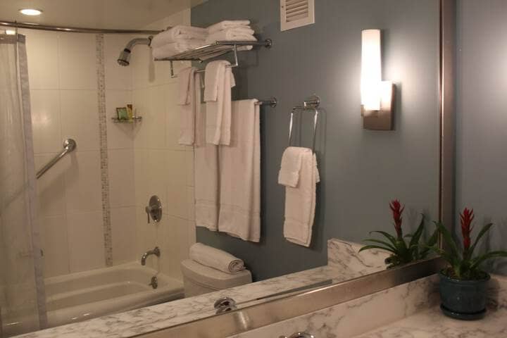 Room 40 of 78